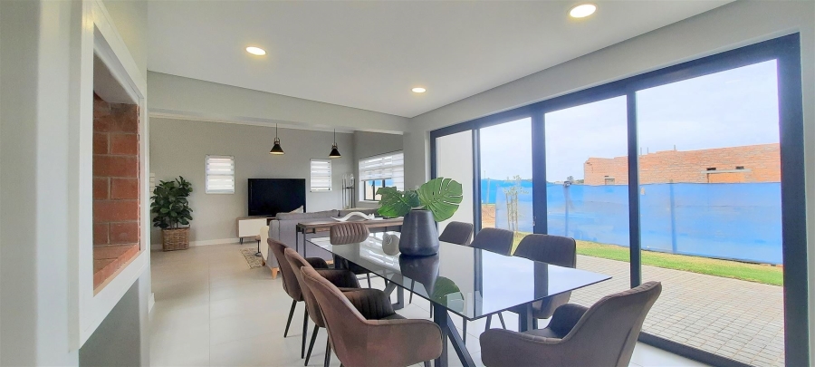 2 Bedroom Property for Sale in Hartland Lifestyle Estate Western Cape